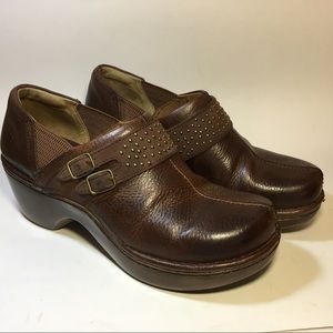 Ariat Sheila brown leather studded clogs 10B